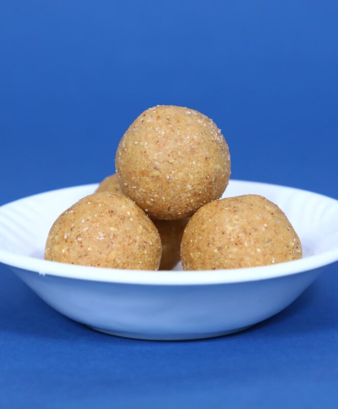 Ritus besan ladoo